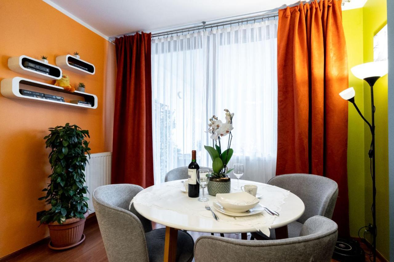 Torre Verona Apartment - 70M2, Terrace, Garage クラクフ エクステリア 写真