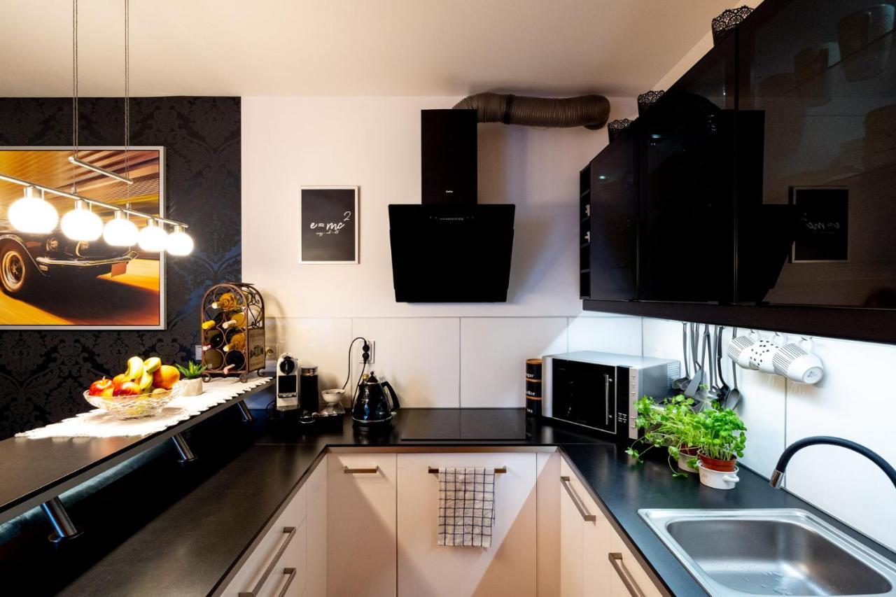 Torre Verona Apartment - 70M2, Terrace, Garage クラクフ エクステリア 写真
