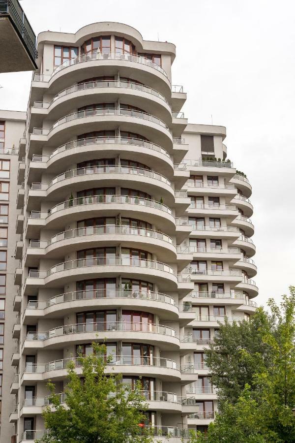 Torre Verona Apartment - 70M2, Terrace, Garage クラクフ エクステリア 写真